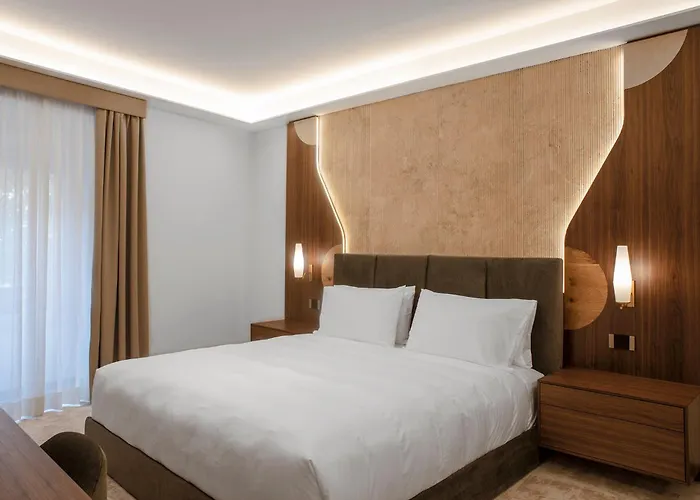 Via Veneto 5* Roma