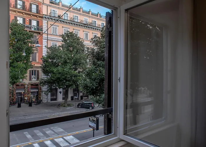 Via Veneto 5* Roma