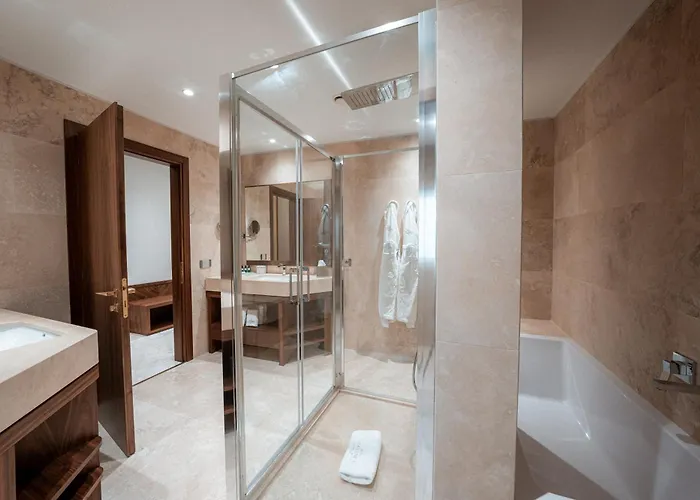 Otel Via Veneto 5*