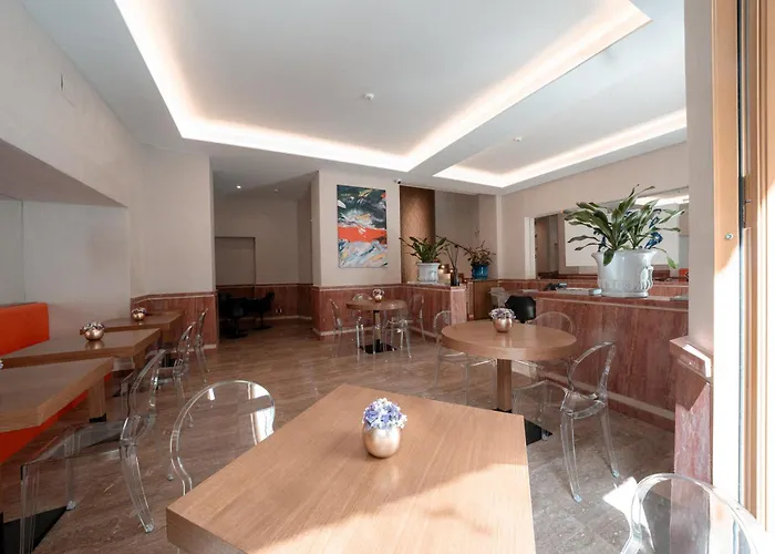 Otel Via Veneto 5*