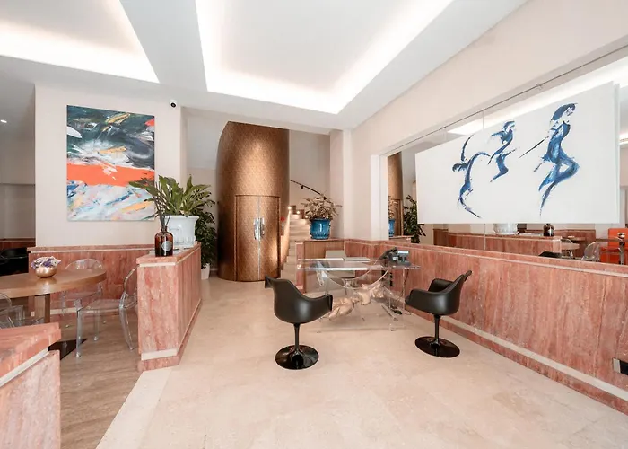 Via Veneto Otel 5*
