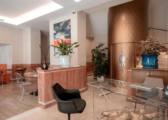 Via Veneto Otel 5*