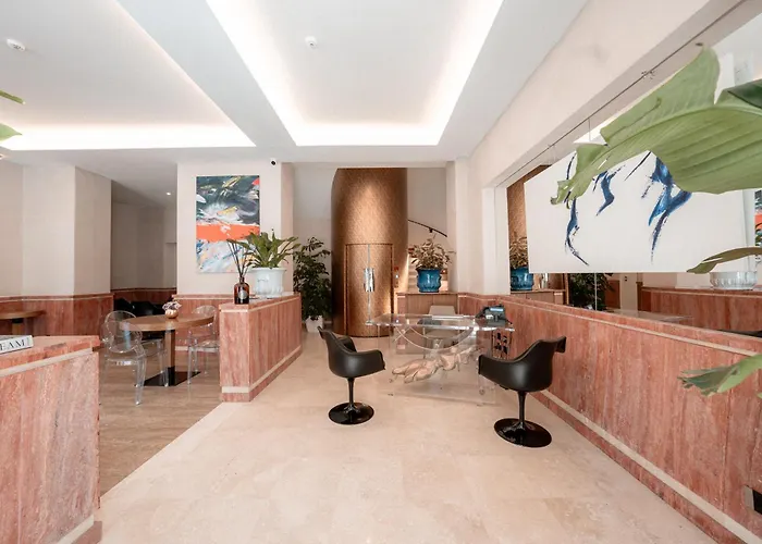 Via Veneto Hotel Roma